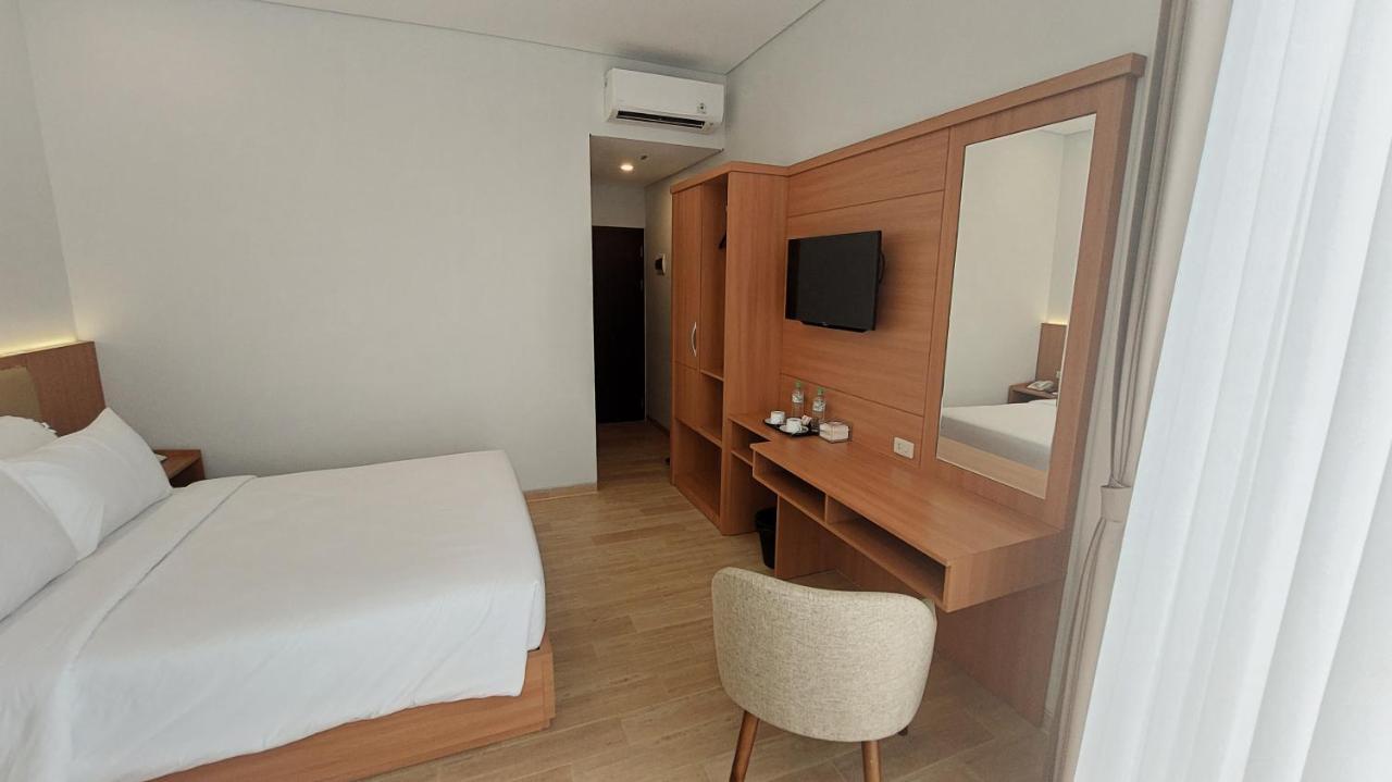 Ayman Syariah Hotel Surabaya Exterior foto